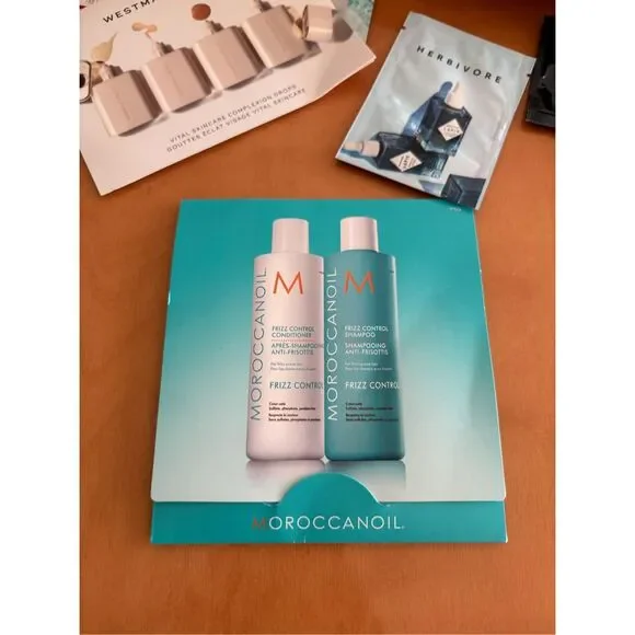 Lot of Beauty Samples, NWT - Picture 14 of 15